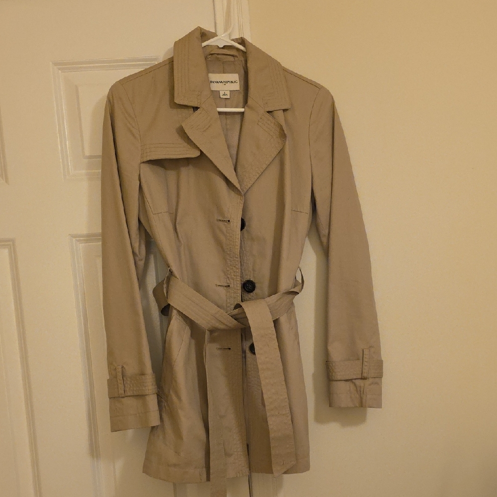 Banana Republic Small Classic Tan Trench Coat